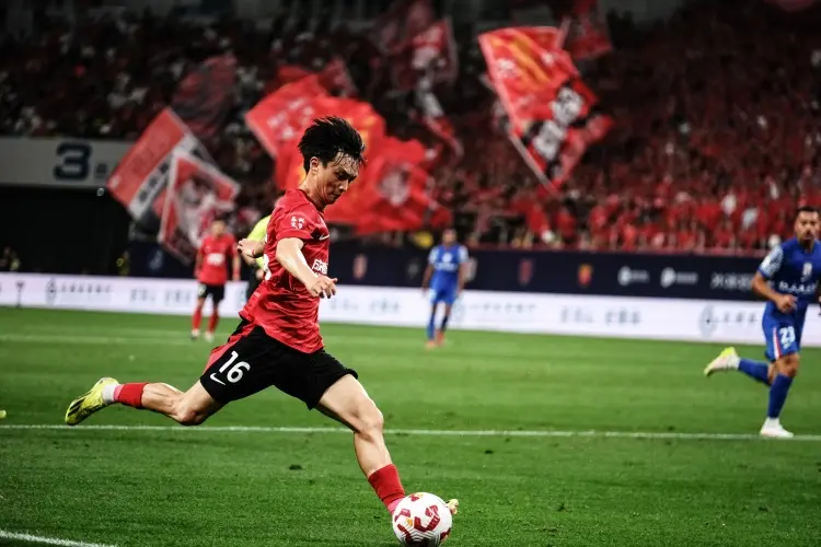 yid, 成都打响中, 战胜曼谷联