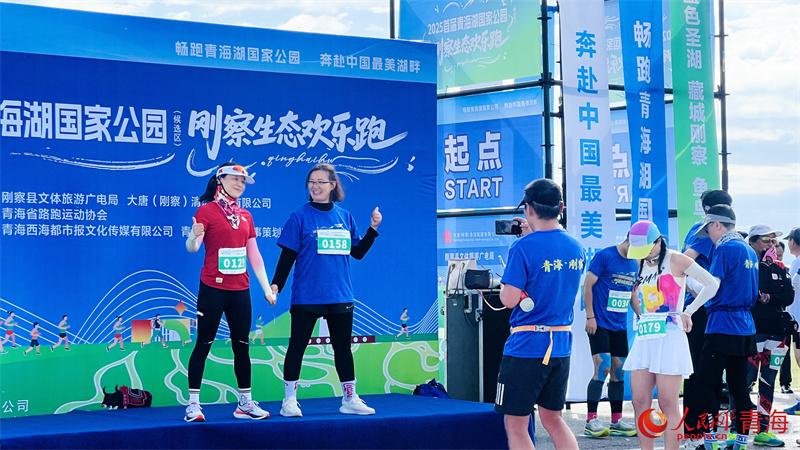 人民网